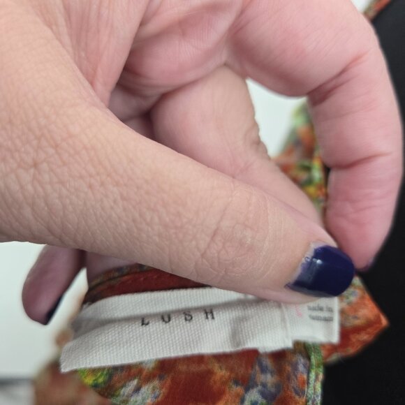 Lush Red Floral Scoop Neck Open Back Lined Hi-Lo Dress Large - Picture 5 of 9